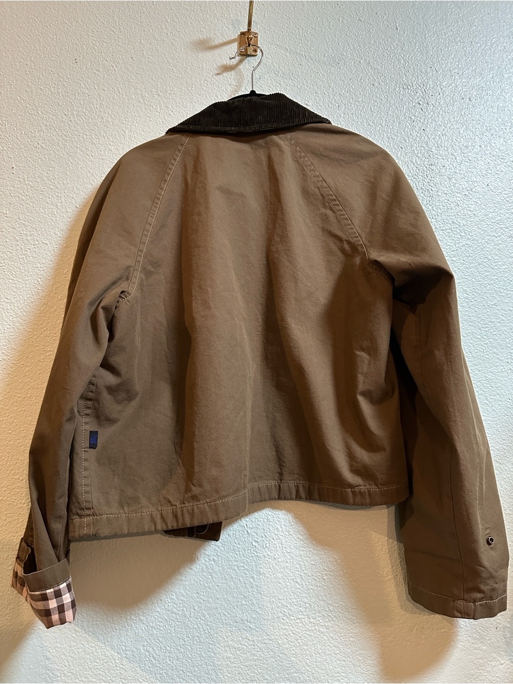 Burberry Olive Green Utility Jacket with Dark Corduroy Collar - Picture 2 of 9
